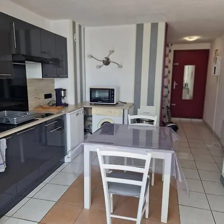 Agreable Appartement 3 Personnes Port La Nouvelle Rdc Et Petit Jardin Buitenkant foto